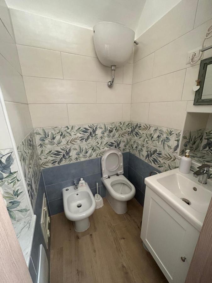 Casa San Gennaro 33A Apartment Наполи Екстериор снимка